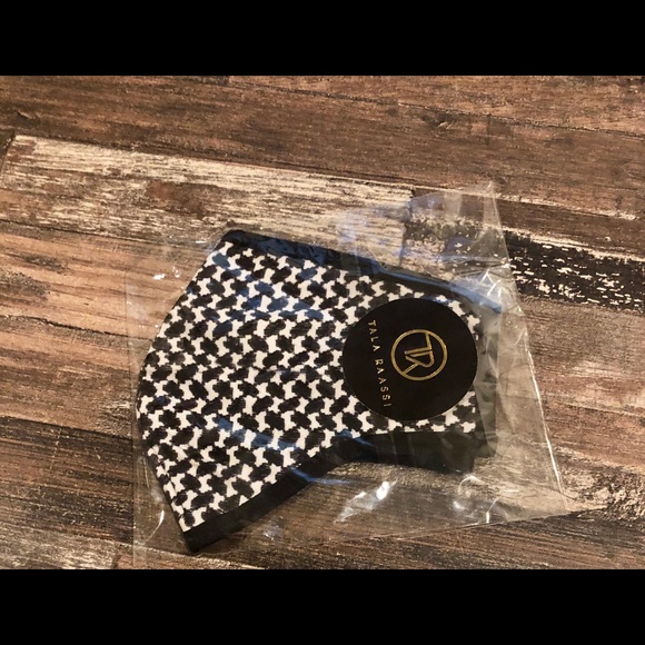 NEW Tala Raassi Kuwait City Adult Face Mask - Picture 2 of 2